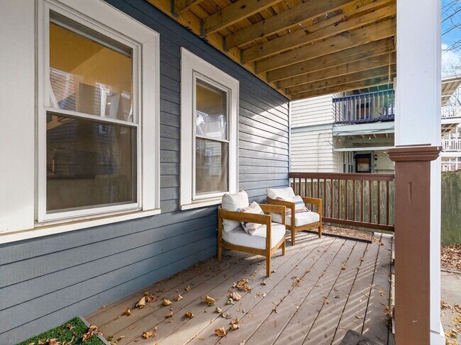 Building Photo - 159 South St