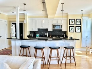 Building Photo - Penthouse Condo in Downtown Portland Peninsula