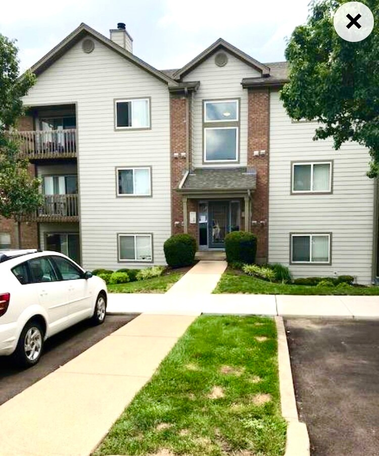 Building Photo - 8919 Eagleview Dr