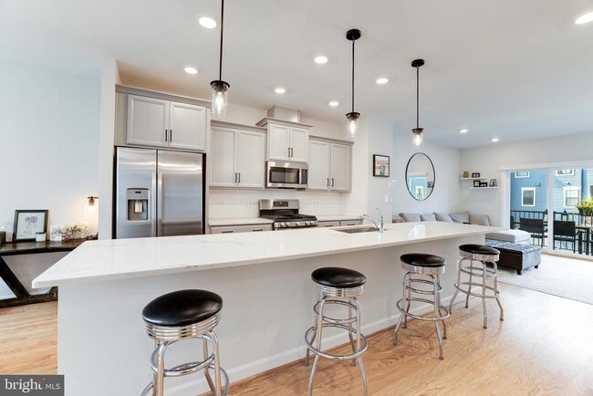 Building Photo - 4418 Fair Lakes Ct