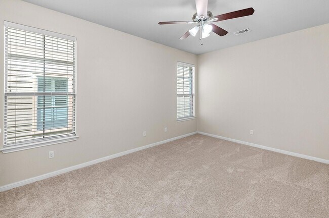 Building Photo - 11400 W Parmer Ln