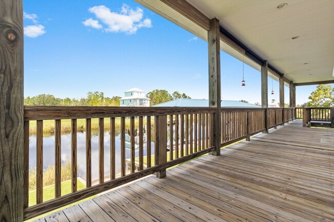 Building Photo - 4166 Old Lazy River Rd