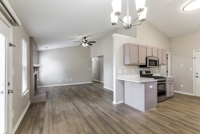 Building Photo - 329 Bear Story Blvd