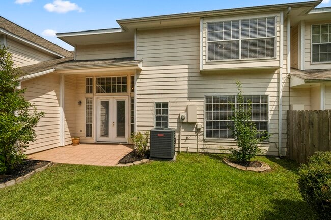 Building Photo - 6830 Jasmine Pl