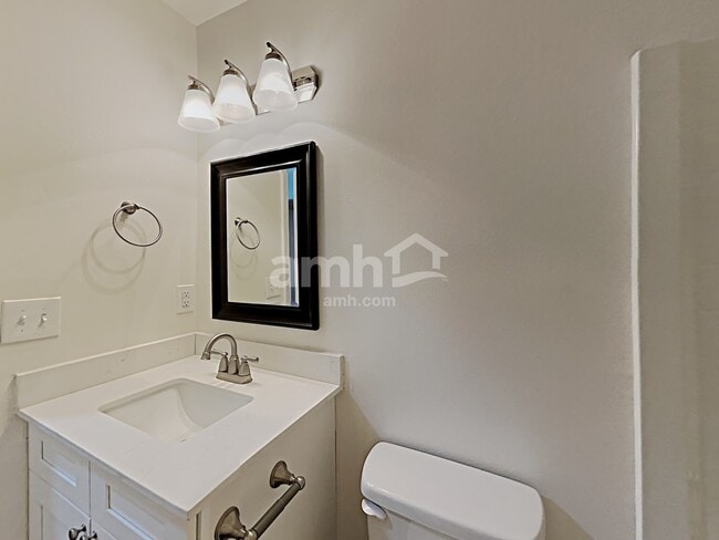 Building Photo - 19879 Alleghenny Way