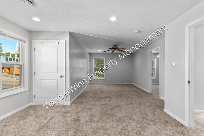Building Photo - 1308 Leonard St NW