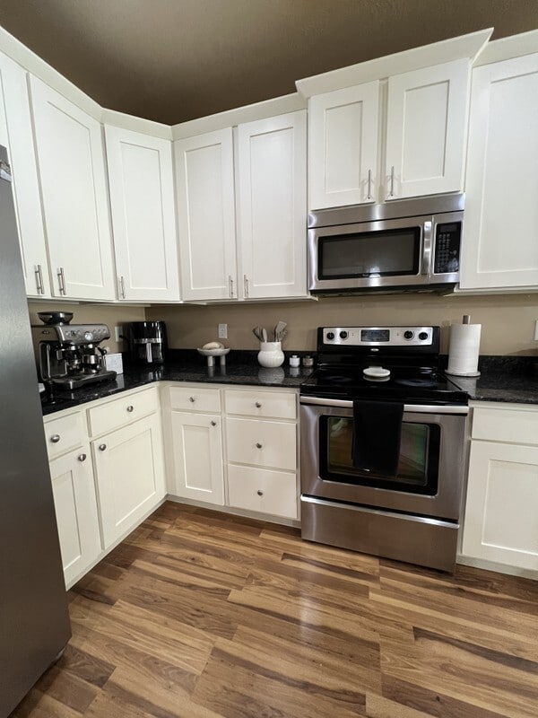 Building Photo - 3744 Prairiewood Drive