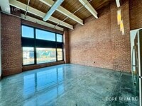 Building Photo - 382 W 22nd St