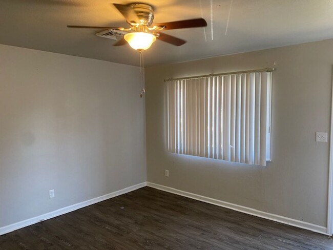 Building Photo - NEWLY REMODELED 3 BEDROOM 1 BATH IN WEBB C...