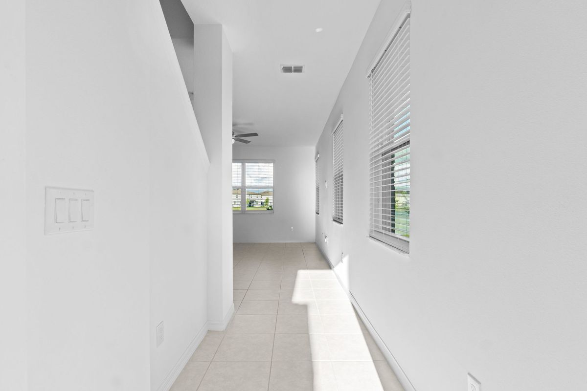 Building Photo - 10376 Lavender Aster Trl