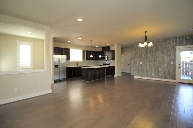 Building Photo - 13490 SW Calabash Terrace