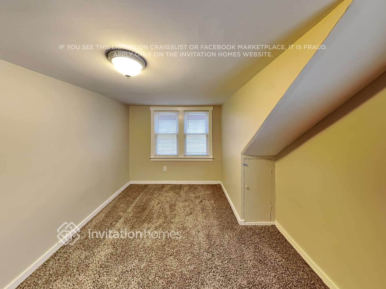 Building Photo - 7611 W Fullerton Ave