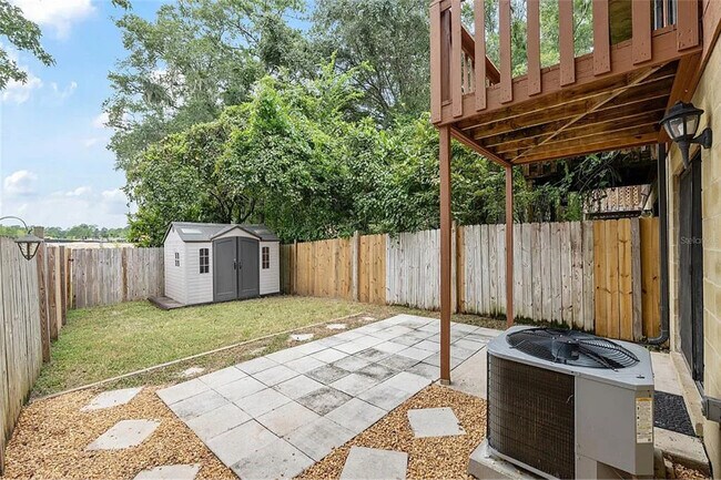 Building Photo - 4724 SW 67th Terrace