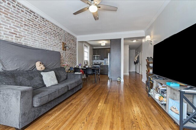 Building Photo - 104 Palisade Ave