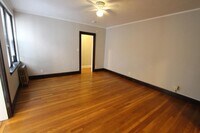 Building Photo - 1.0 bedroom in Somerville Massachusetts 02144
