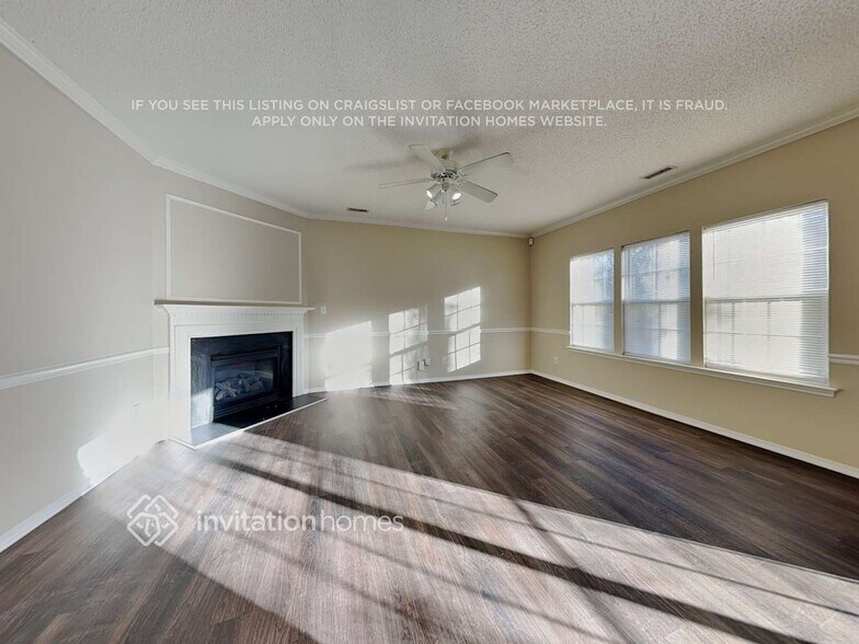 Building Photo - 5324 Seaspray Ln