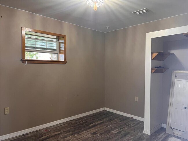 Building Photo - 4093 Lippman Rd