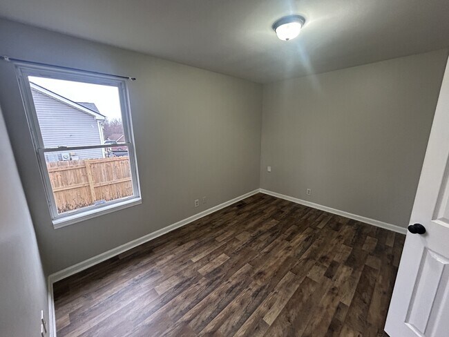 Building Photo - 1302 Sharptail Trail