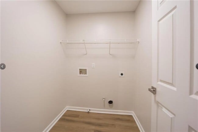 Building Photo - 833 Marie Trce