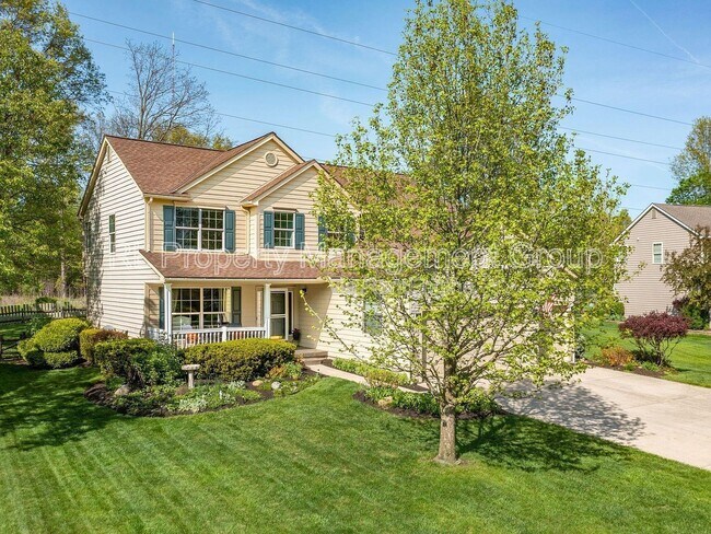 Building Photo - 5551 Ainsley Dr