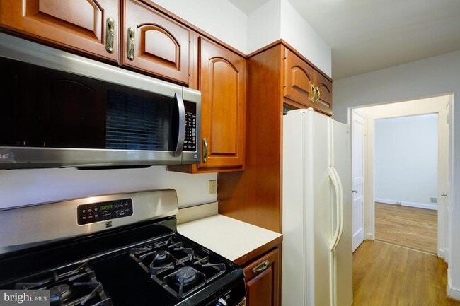 Building Photo - 5408 20th Ave