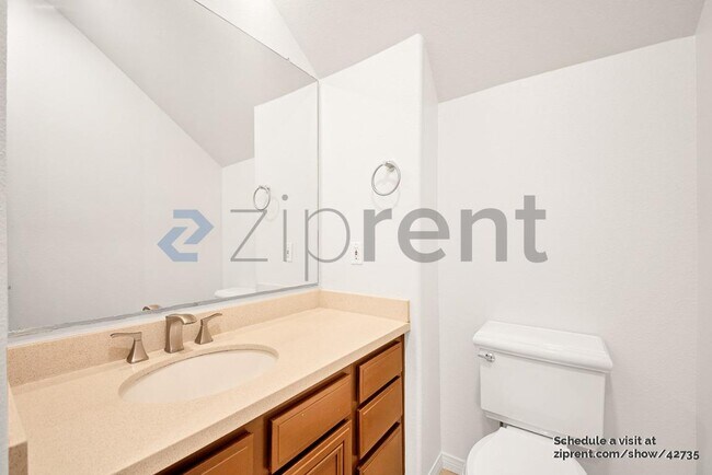 Building Photo - 3646 Cll Jazmin