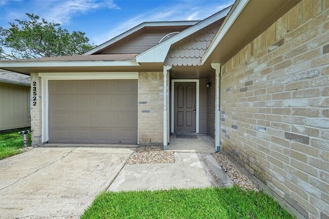 Building Photo - 23522 Pebworth Pl