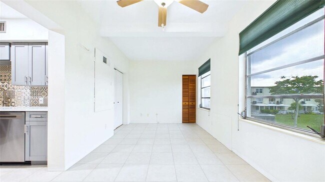 Building Photo - 2454 Australia Way E
