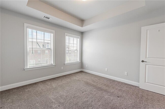 Building Photo - 5499 Terrace Bend Pl