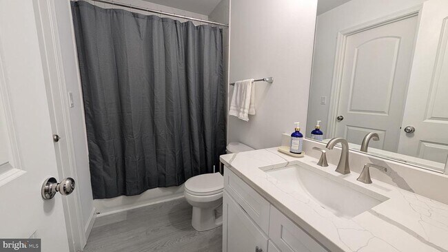 Building Photo - 2253 Papermill Rd