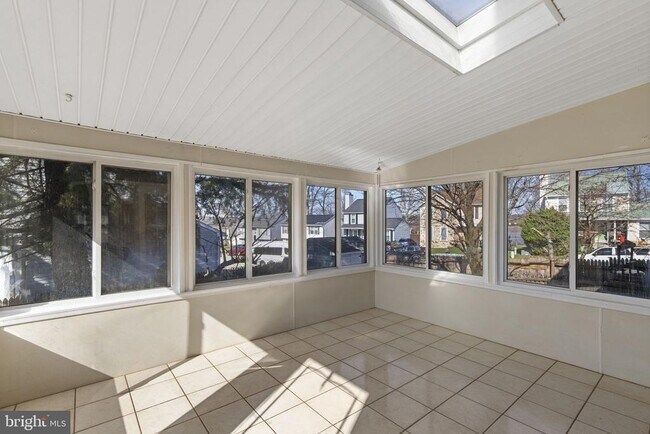 Building Photo - 3184 Ebbtide Dr