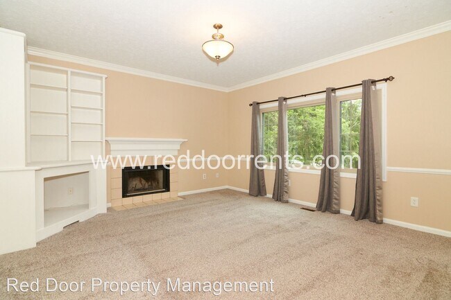 Building Photo - 4 br, 2.5 bath House - 12854 Fleetwood Drive