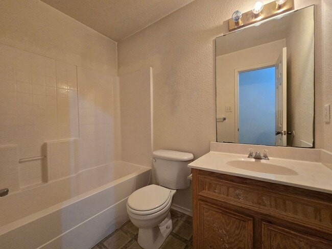 Building Photo - RENT REDUCTION - AVAILABLE NOW!