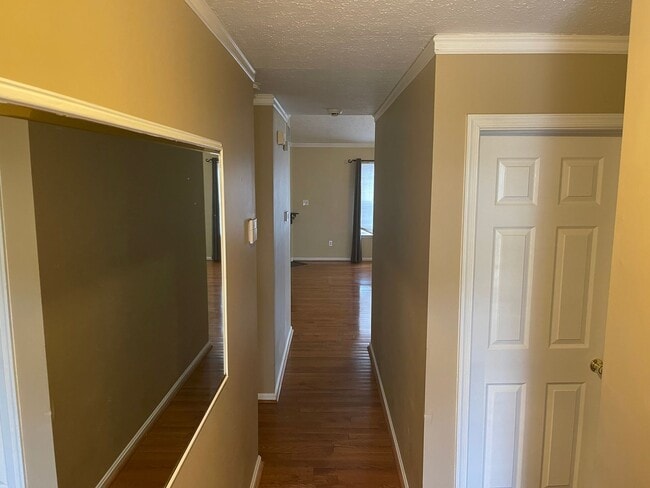 Building Photo - Coming soon! Cozy 3 Bedroom Near the Water!