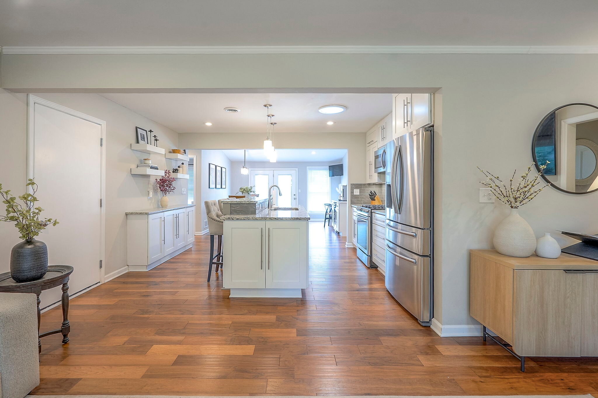 Building Photo - 2507 W 79th St