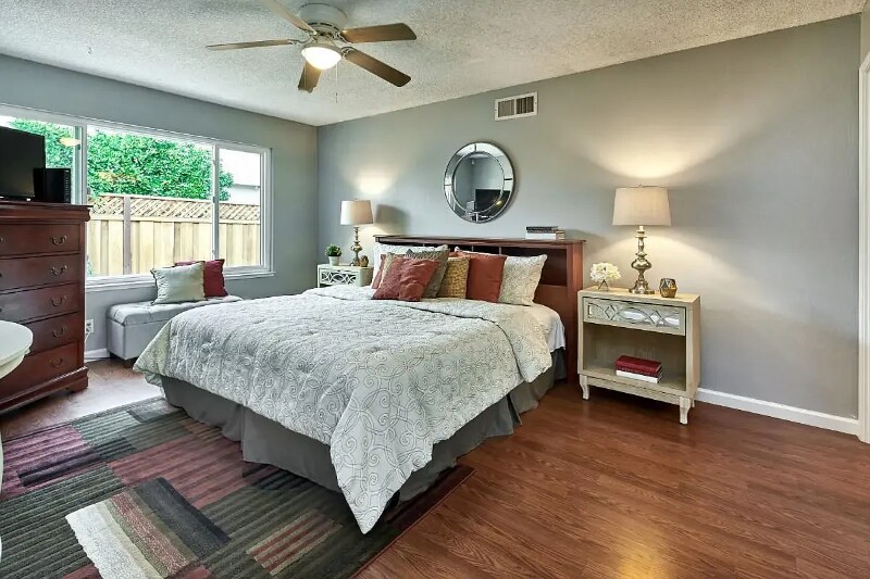 Building Photo - 313 Oakberry Way