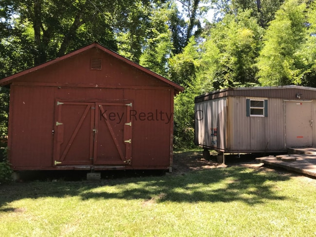 Building Photo - 48 Little John Ln