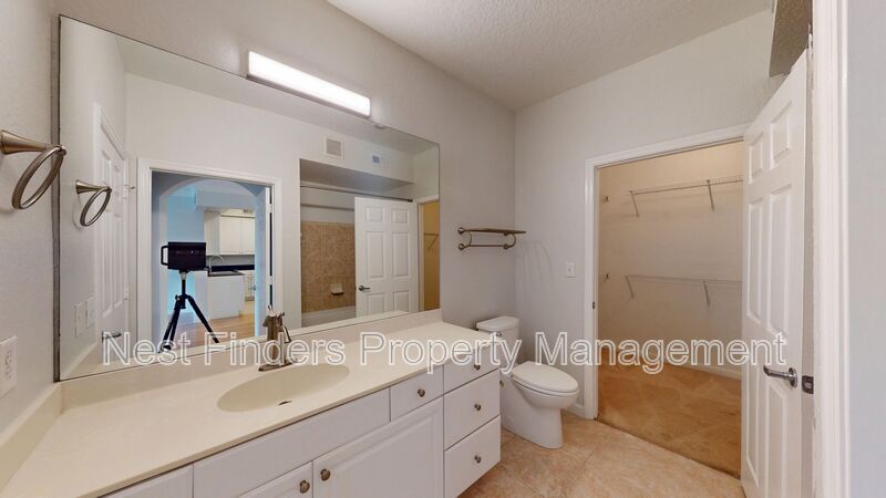 Building Photo - 8539 Gate Pkwy W