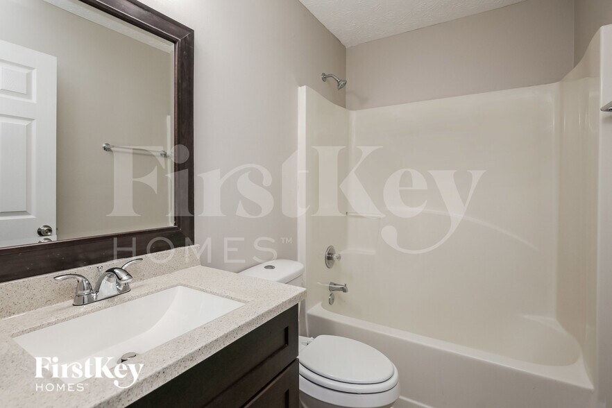 Building Photo - 181 Clarion Rd