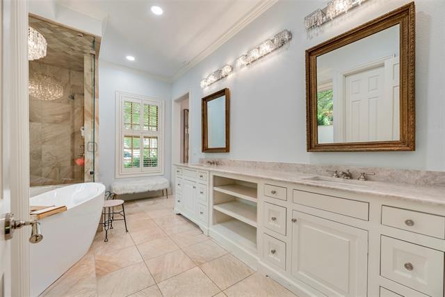 Building Photo - 1418 Yakimo Dr