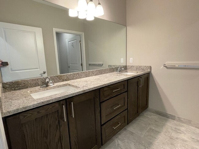 Building Photo - Shelby Township - 2 Bedroom, 2 Bath, First Floor condo style w/Attached Garage