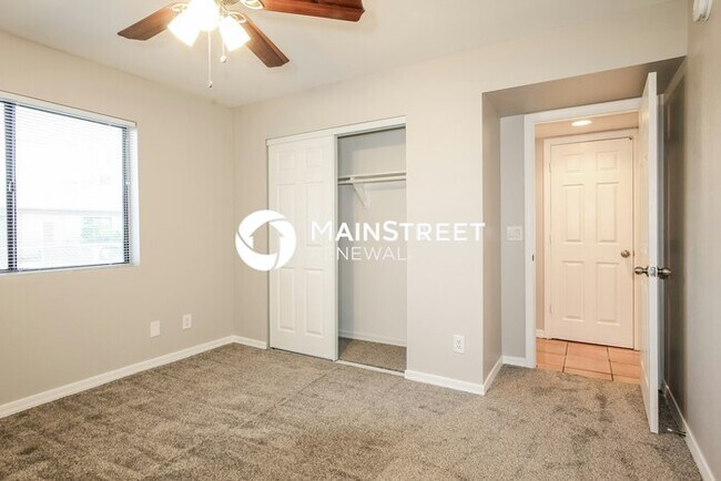 Building Photo - 4 Bedroom Pet-Friendly Home in Peoria, AZ with Main Street Renewal
