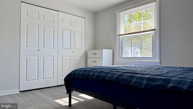 Building Photo - 131 N Garfield Rd