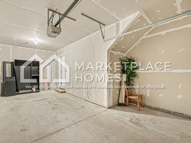 Building Photo - 2804 Riversedge Dr