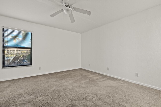 Building Photo - JK - Gulf access with dock and lift Boaters and Canal View Lover's Delight - 2 bedroom 2 bathroom...