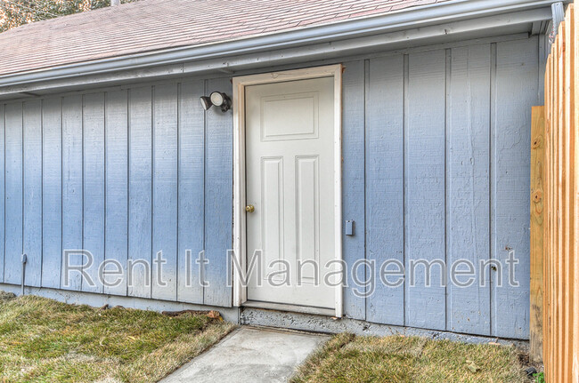 Building Photo - 4389 Mason St