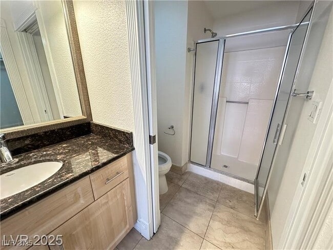 Building Photo - 270 E Flamingo Rd