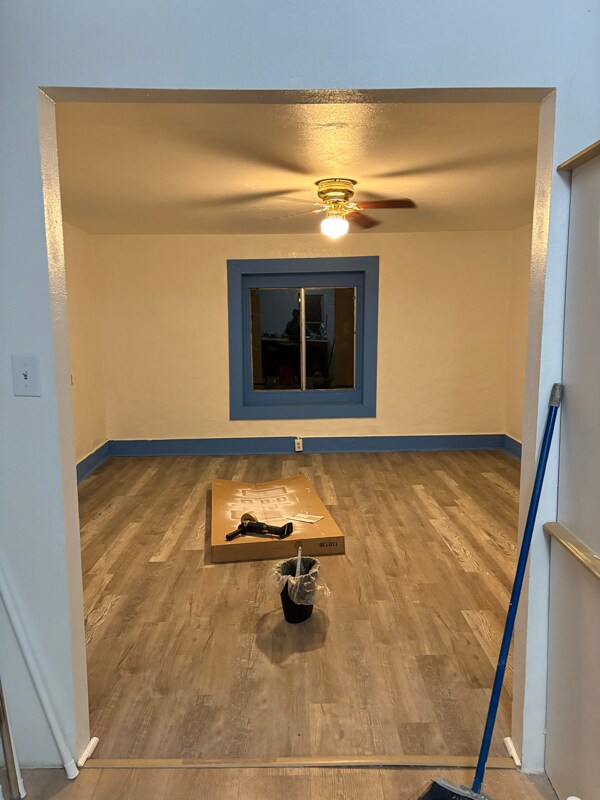 Building Photo - 205 N Hendren Ave