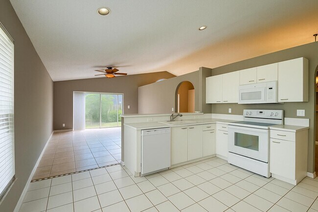 Building Photo - 7082 Davit Cir