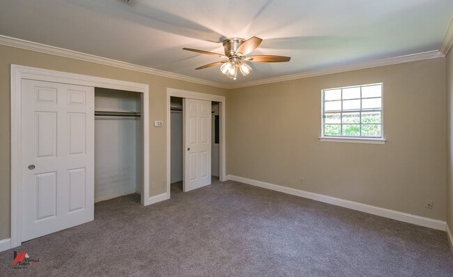 Building Photo - 656 Albemarle Dr